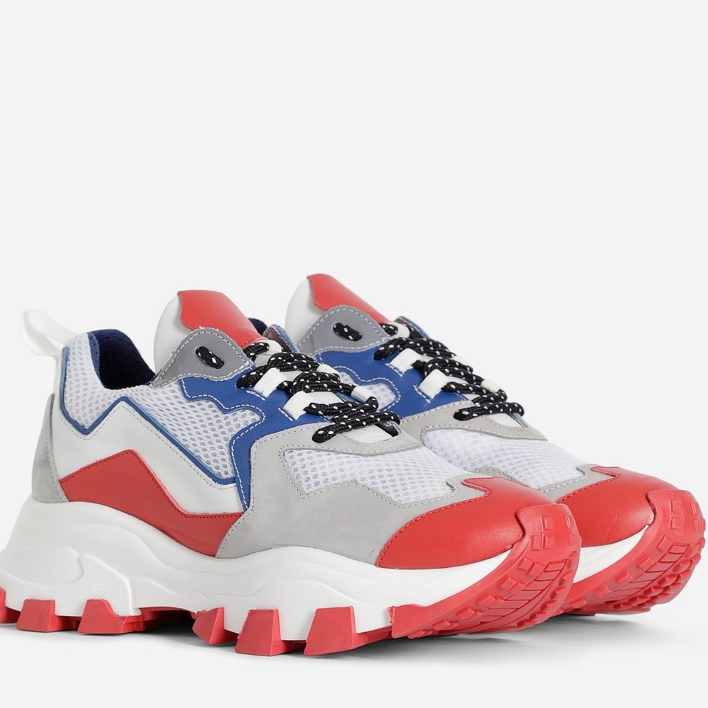 - MENS SNEAKERS